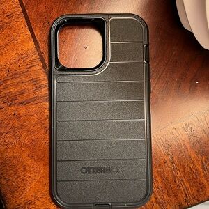 Black OtterBox Denfender Series Pro Case for iPhone 13